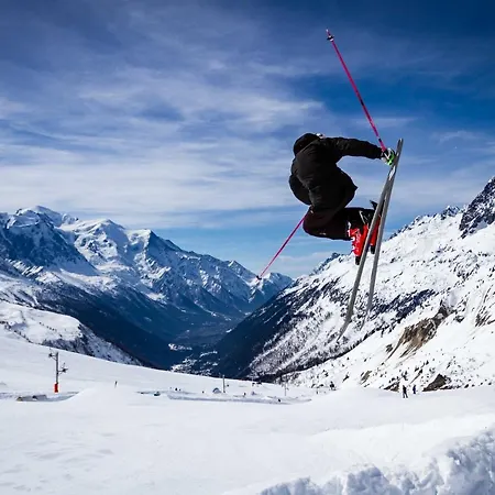 Les Sonnailles - Year Chamonix Mont Blanc